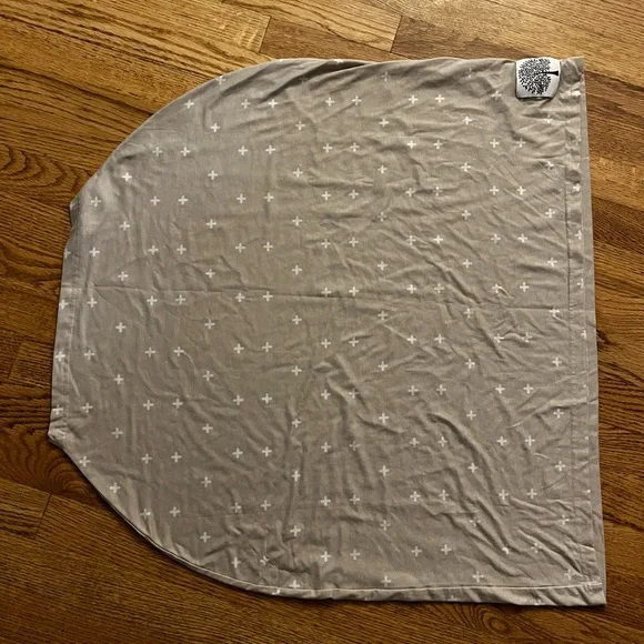 Parker Baby Co Nursing/Car Seat Cover - Picture 3 of 4